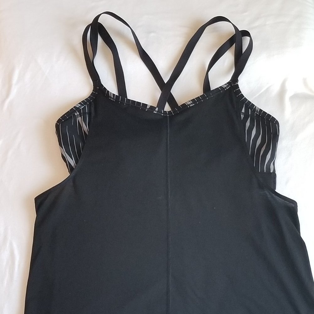 Athleta Workout Support Top (Grey/Black) Sz M